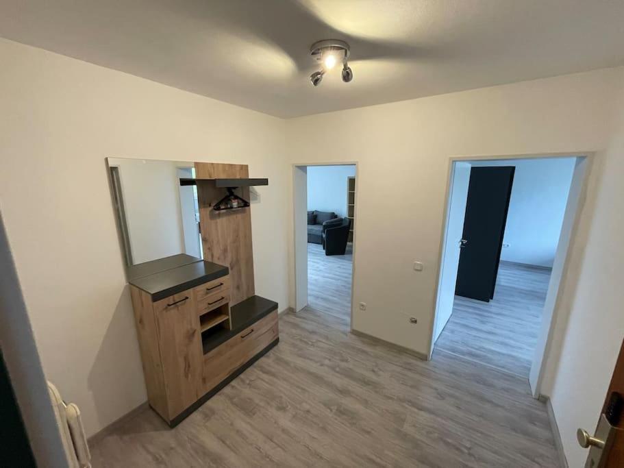 Moderne Und Moeblierte Wohnung! * Luenen