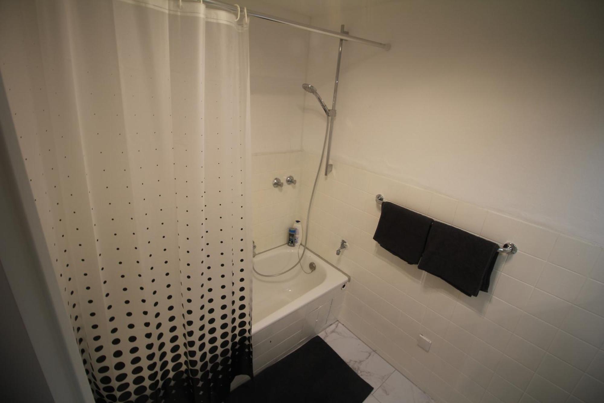 Moderne Und Moeblierte Wohnung! Apartment *